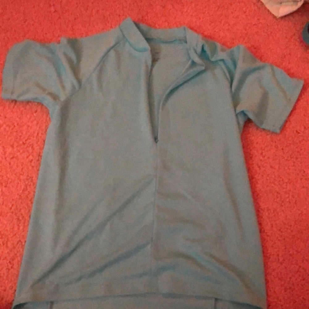 Golf tee shirt